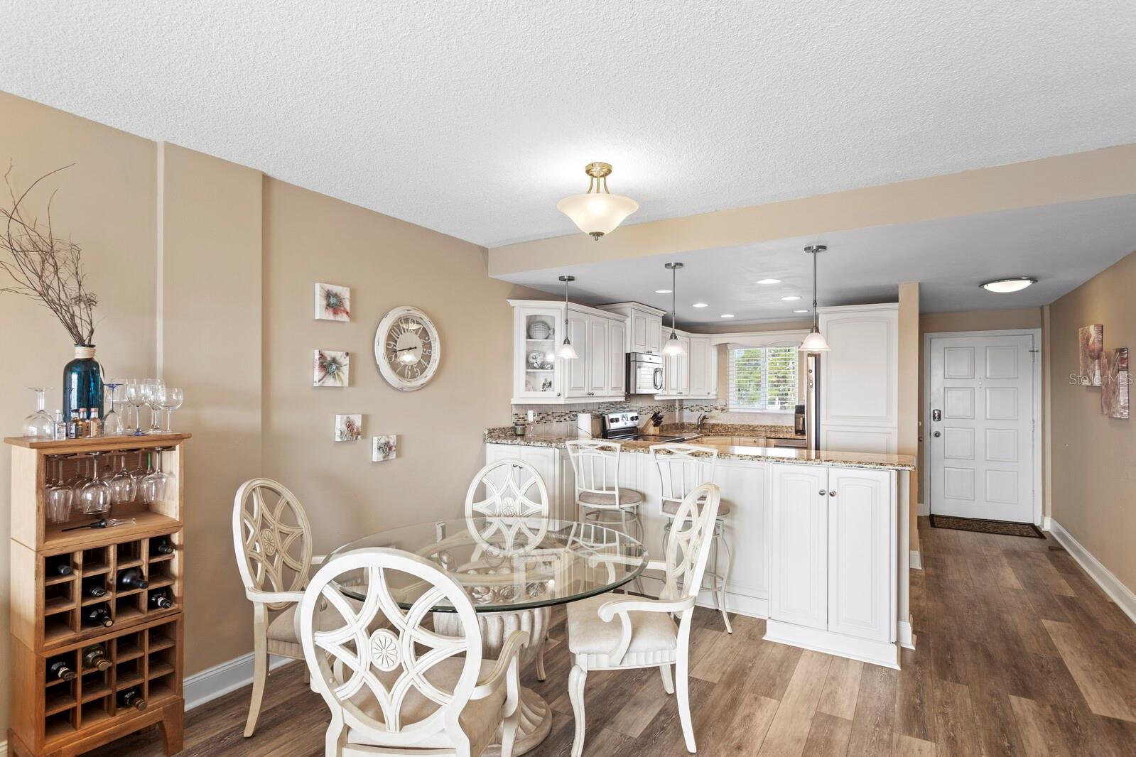 1200 Shore Unit 407, St Petersburg, FL 33701