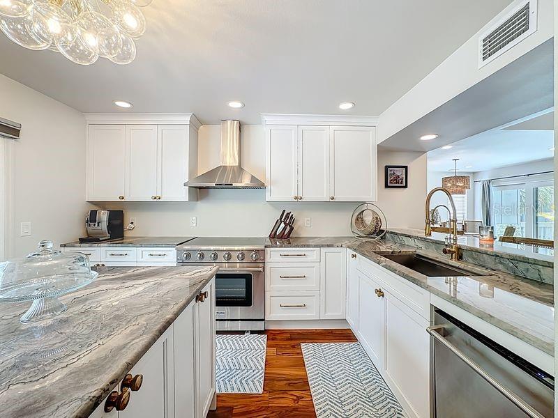 1445 Landings Unit 69, Sarasota, FL 34231