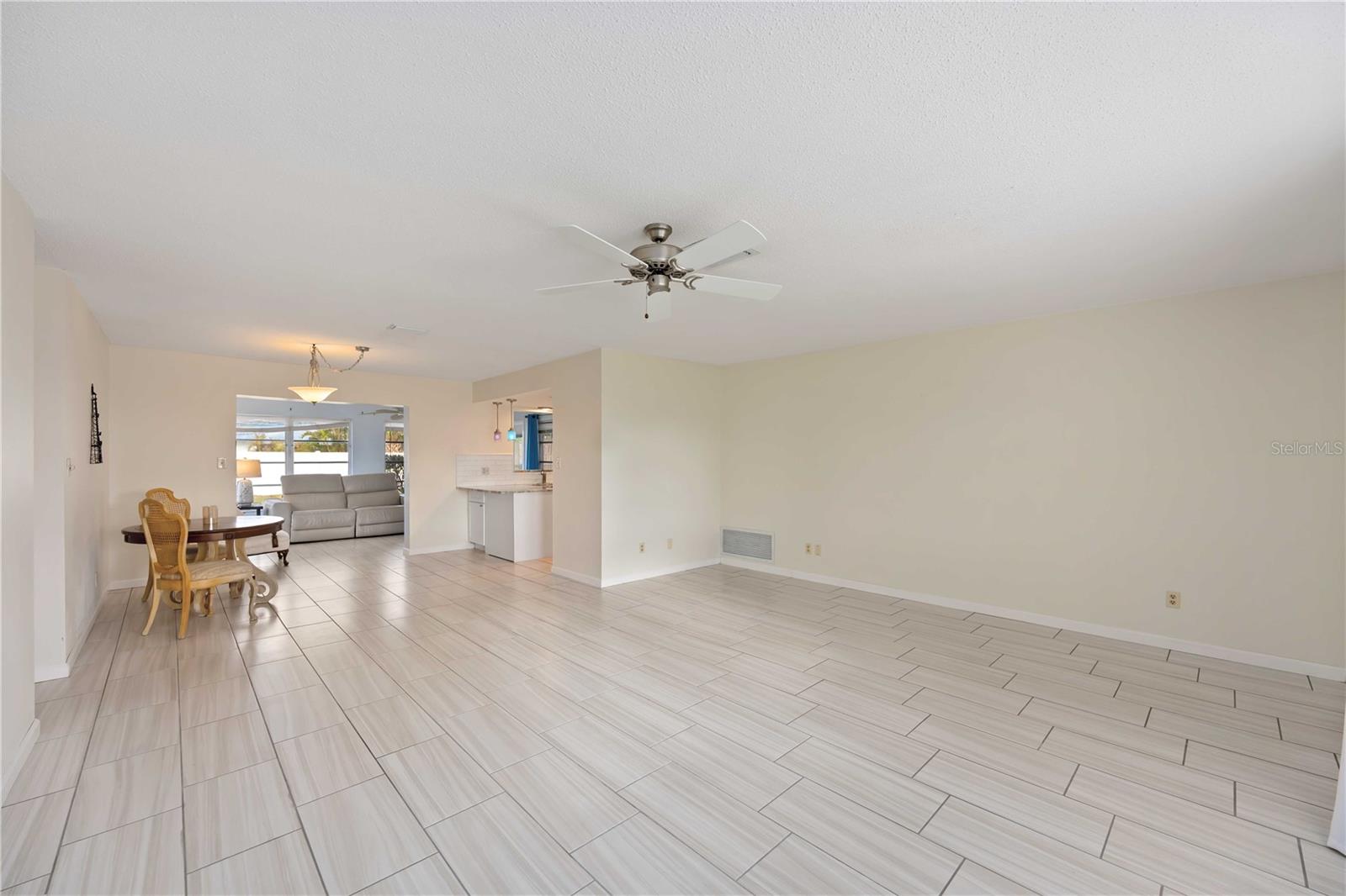 181 Sandhurst, Venice, FL 34293