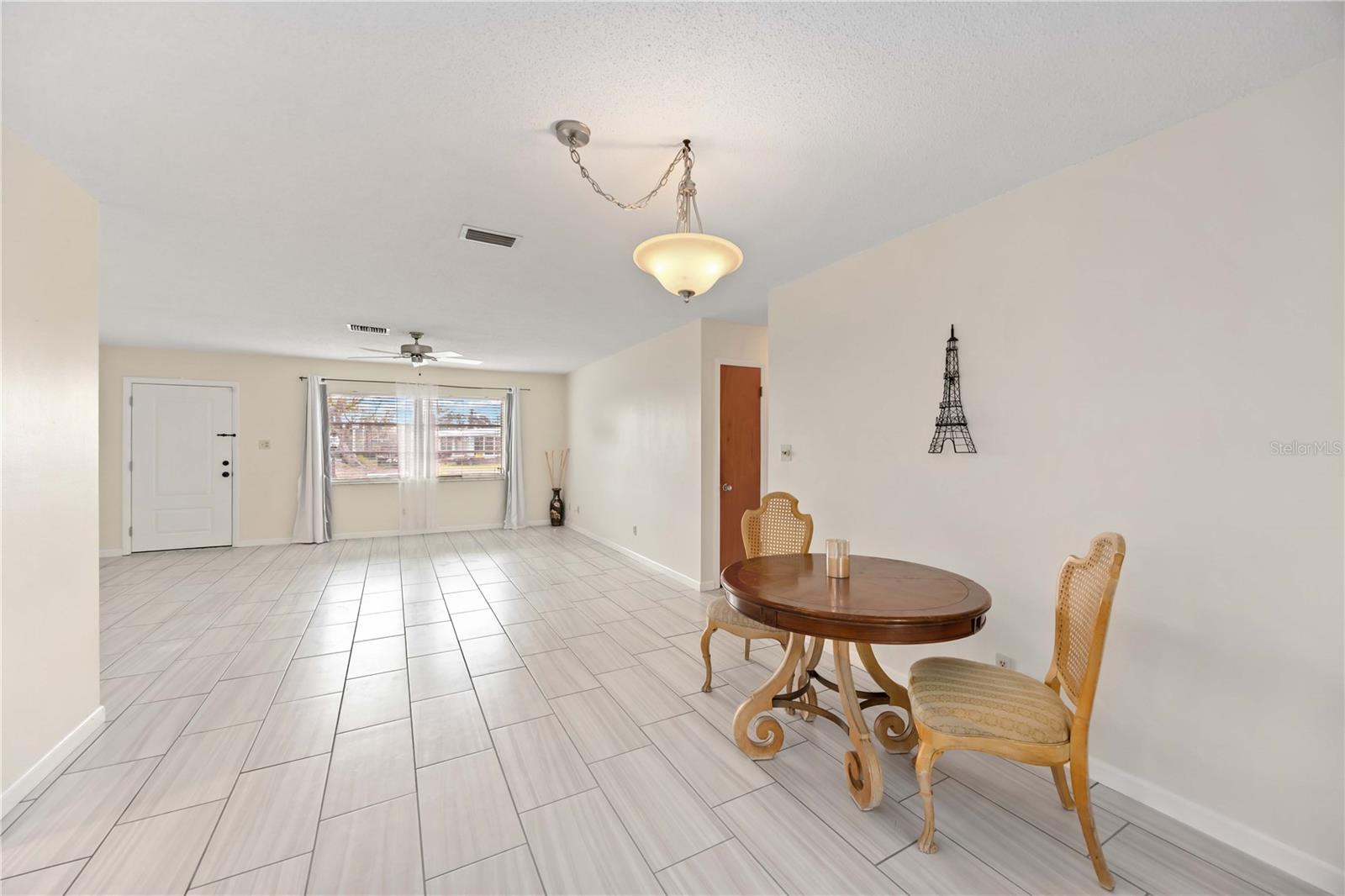 181 Sandhurst, Venice, FL 34293