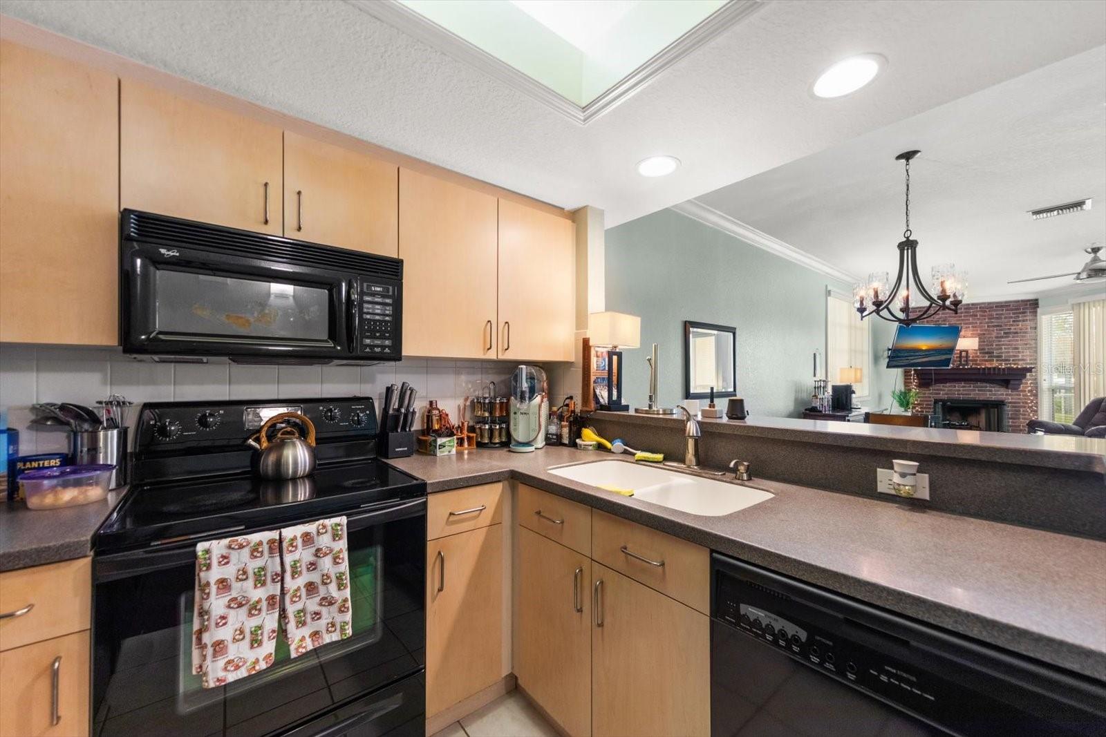 108 Brent, Oldsmar, FL 34677