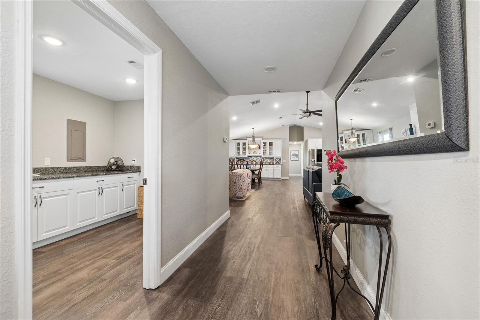 9901 Bay, Gibsonton, FL 33534