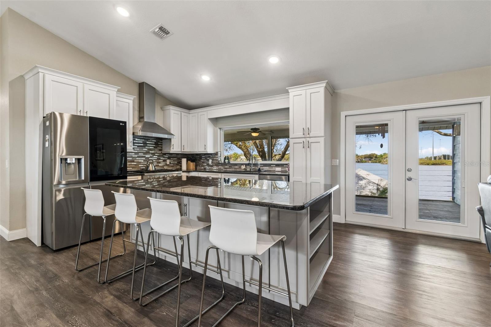 9901 Bay, Gibsonton, FL 33534