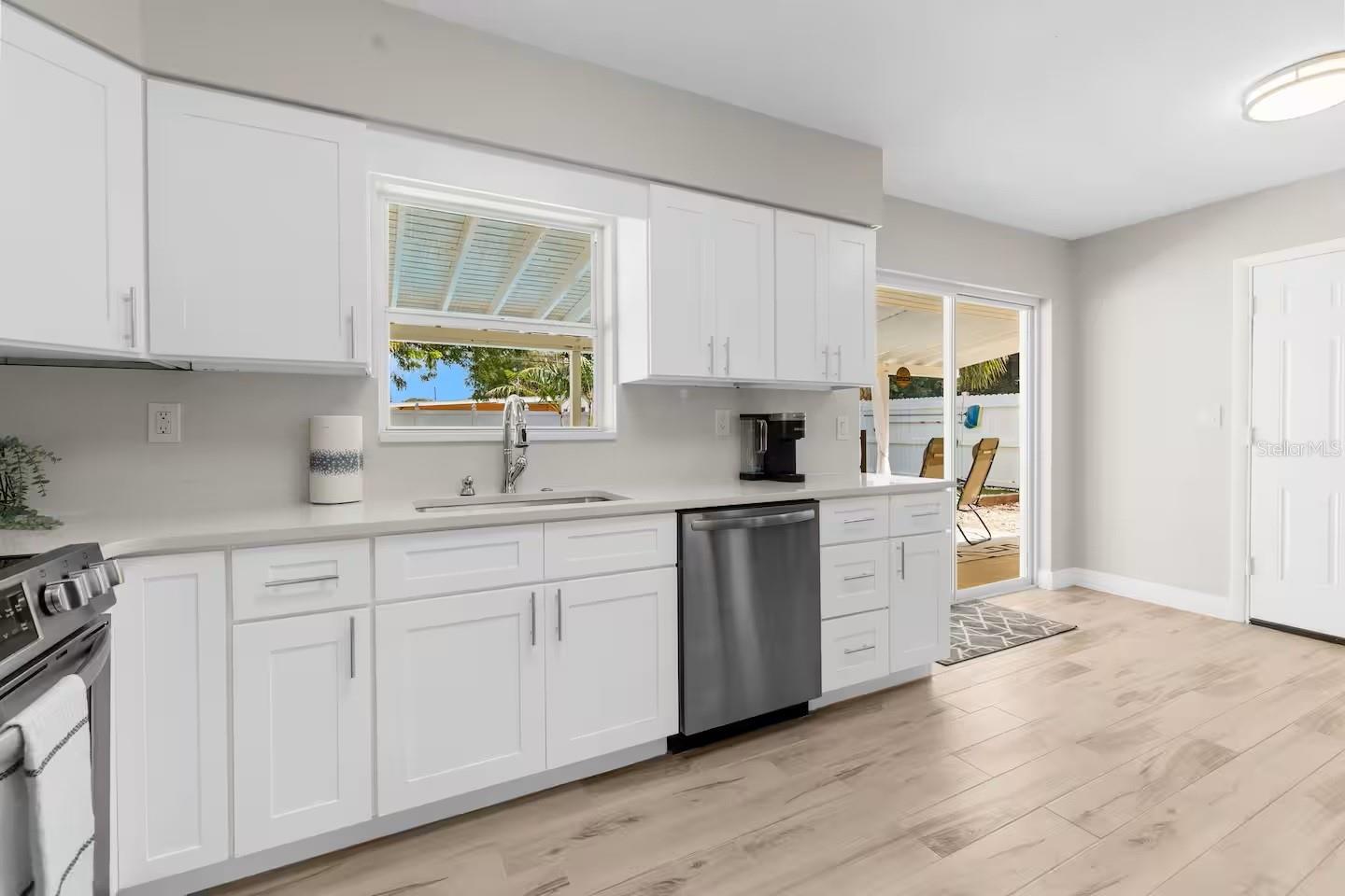 8215 Quail, Seminole, FL 33777