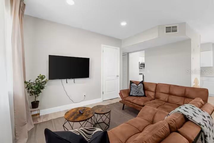 8215 Quail, Seminole, FL 33777