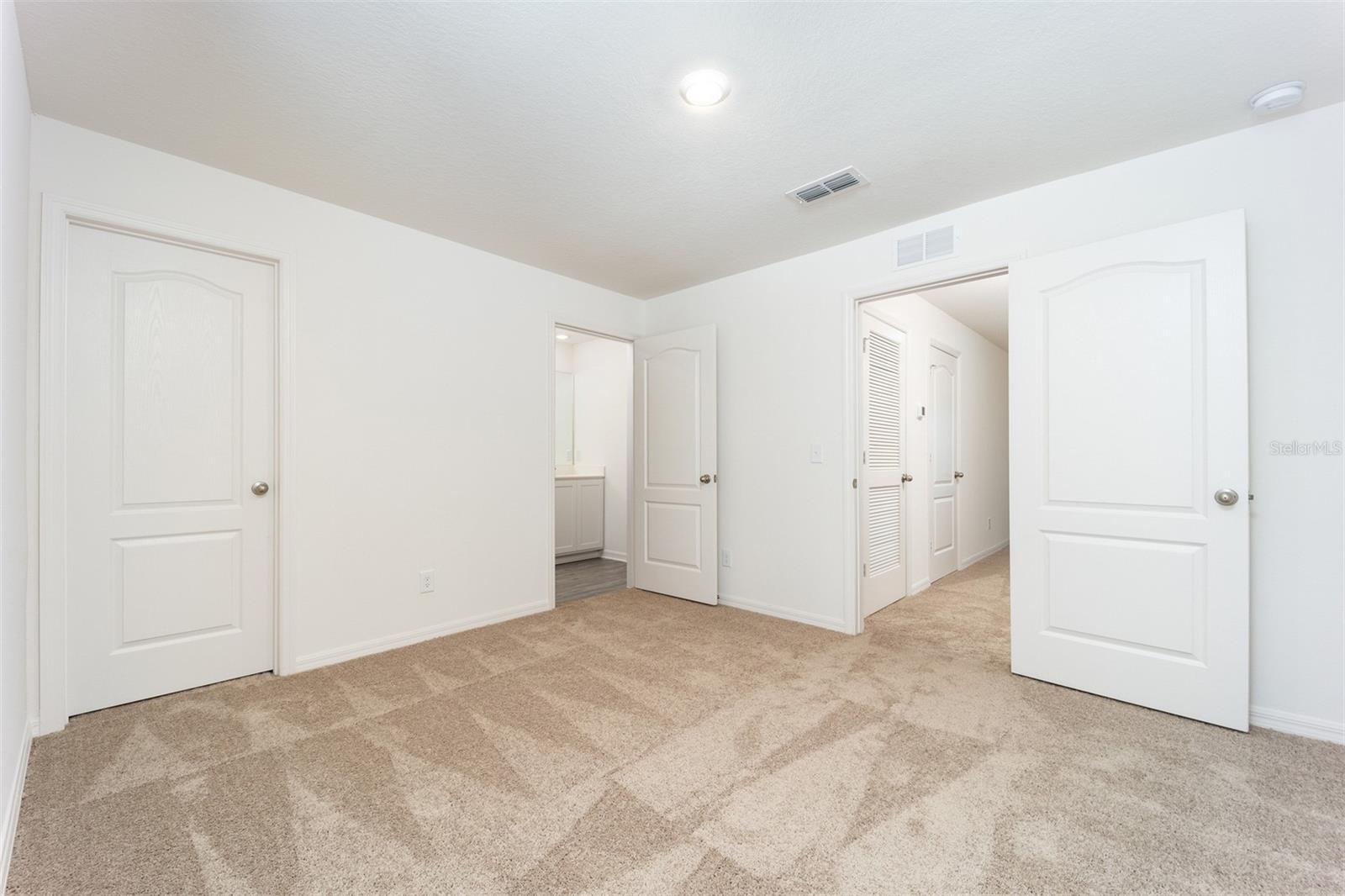 696 Poppy, Dundee, FL 33838