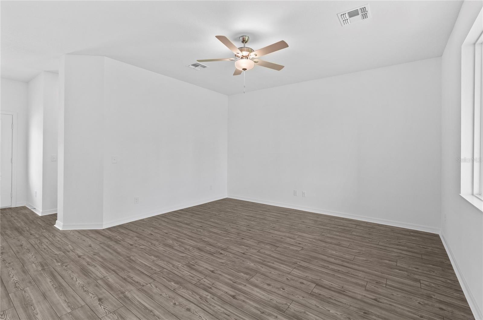 560 Bay Leaf, Poinciana, FL 34759