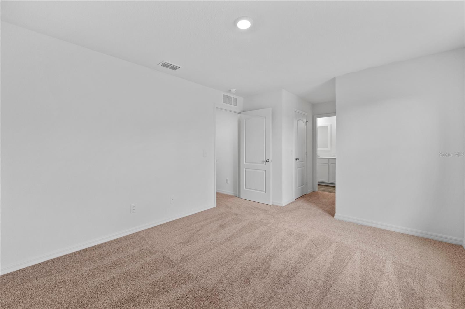 560 Bay Leaf, Poinciana, FL 34759