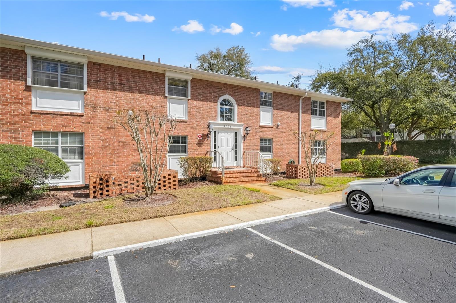 4224 Lake Underhill Unit 8b8, Orlando, FL 32803