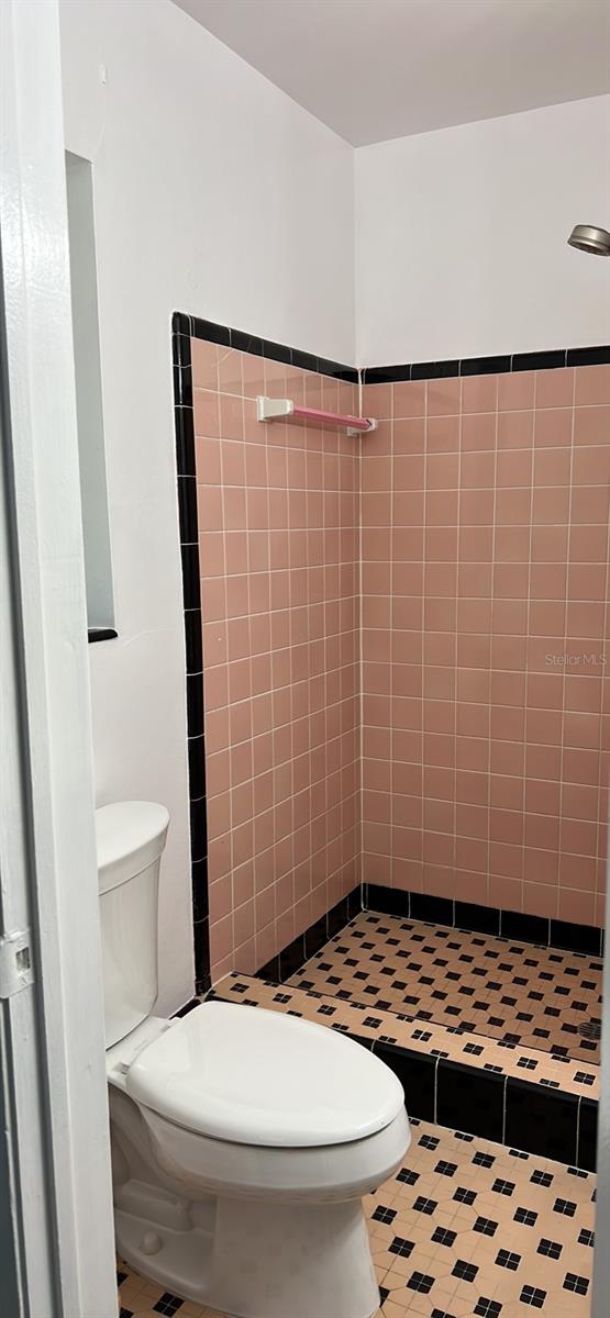 5400 San Juan, Orlando, FL 32807