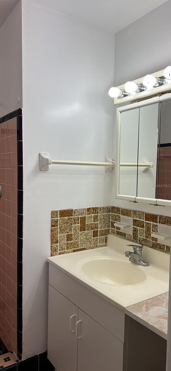5400 San Juan, Orlando, FL 32807
