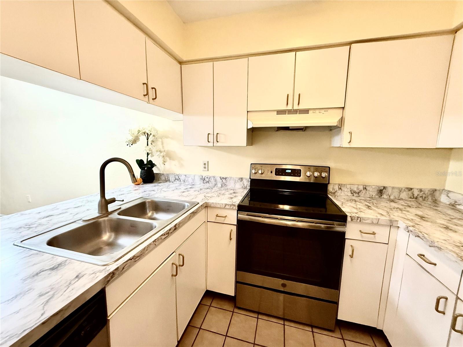 2735 35th Unit 1604, Gainesville, FL 32608