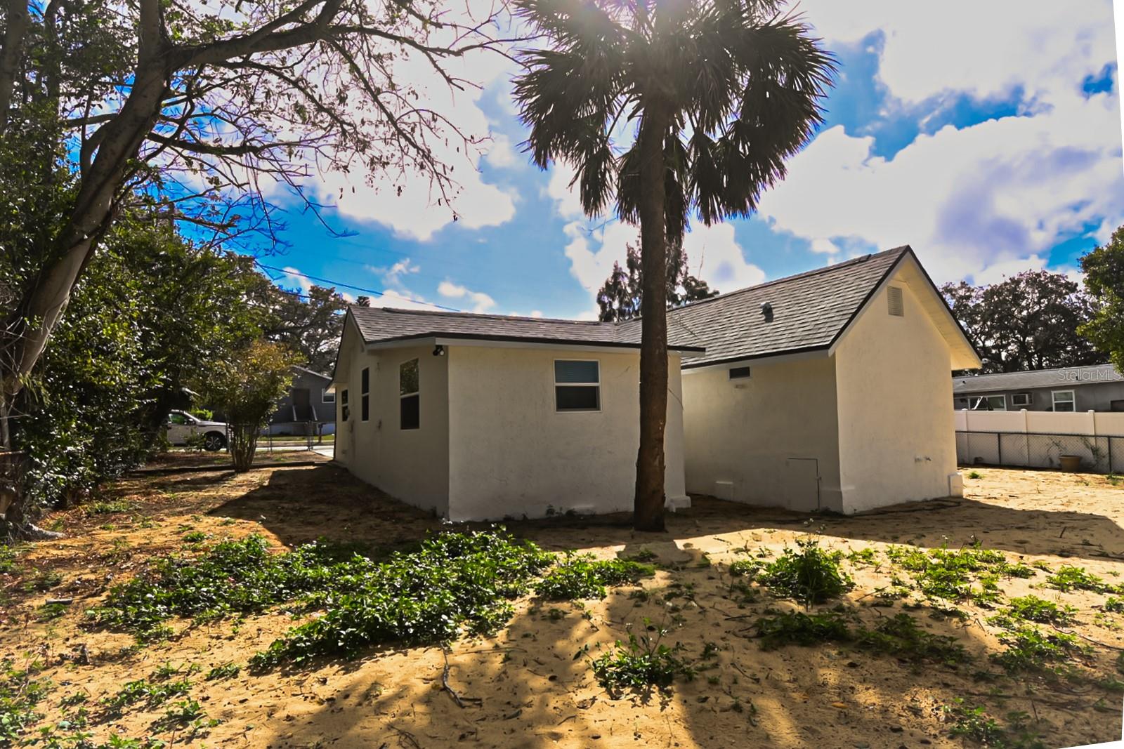 426 Disston, Tarpon Springs, FL 34689