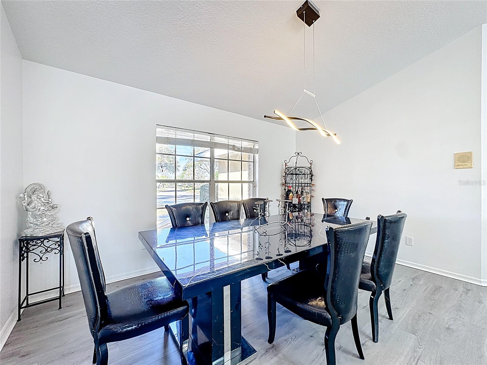 1125 Almond Tree, Orlando, FL 32835