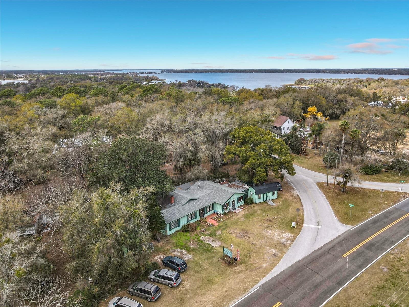 6942 Old Highway 441, Mount Dora, FL 32757