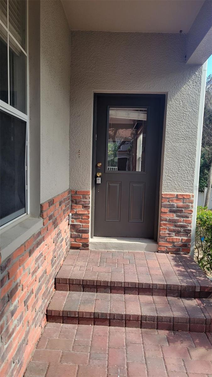 1443 Hillview, Tarpon Springs, FL 34689