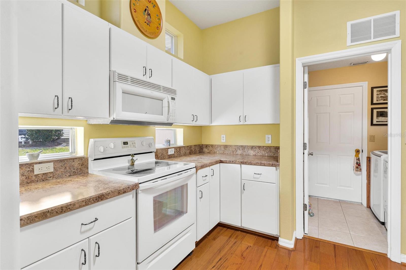 5245 China Sea, Tavares, FL 32778
