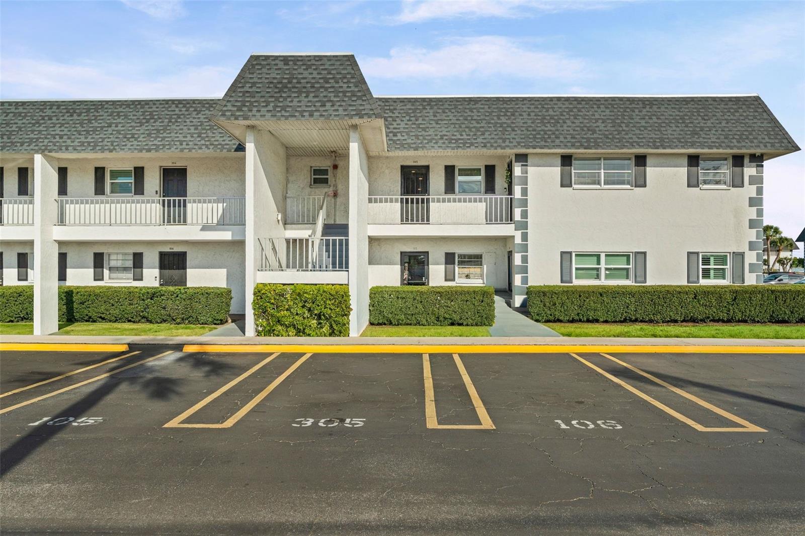 4705 5th Unit 305, Bradenton, FL 34207