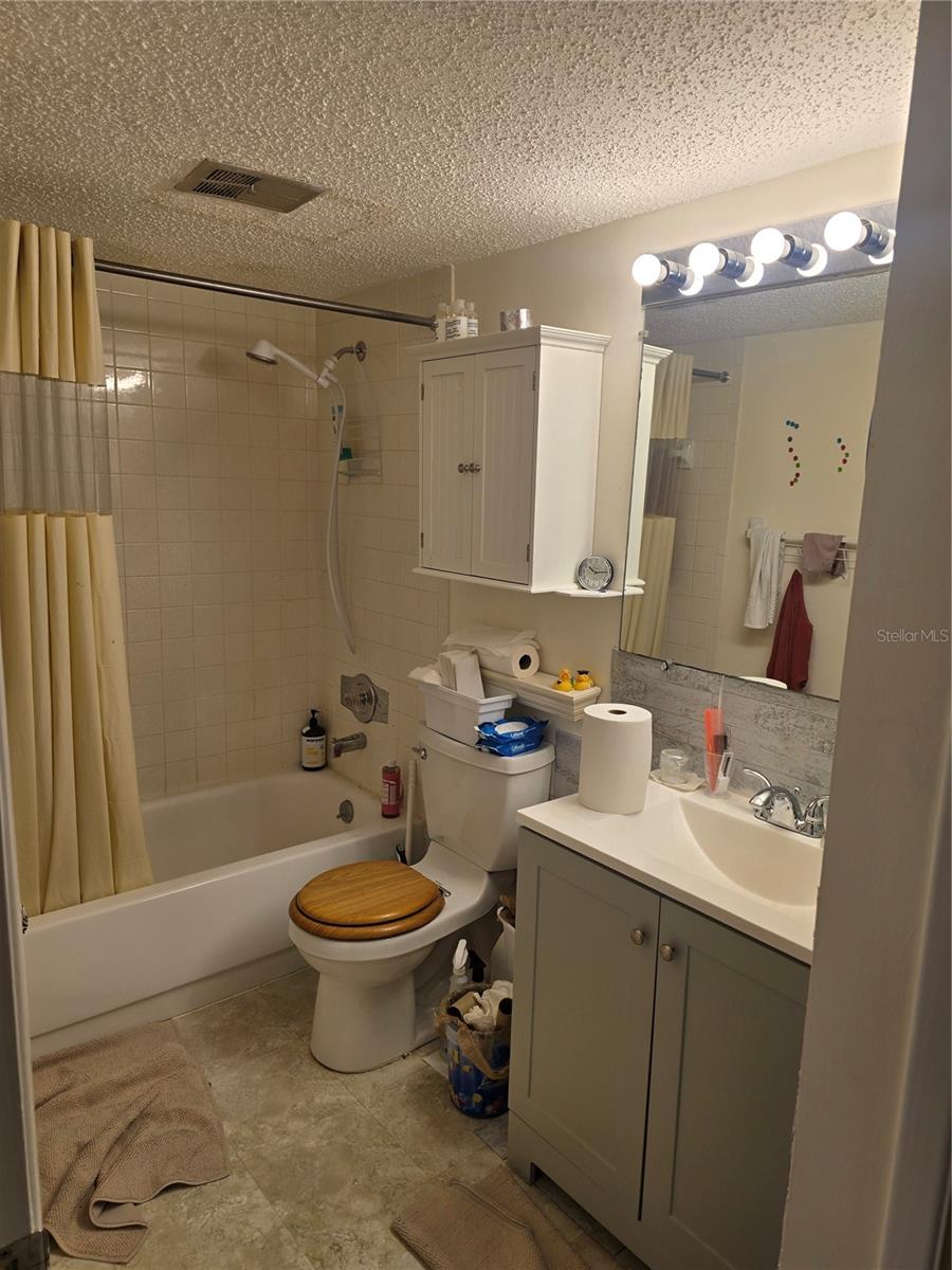11700 Park Unit 105, Seminole, FL 33772