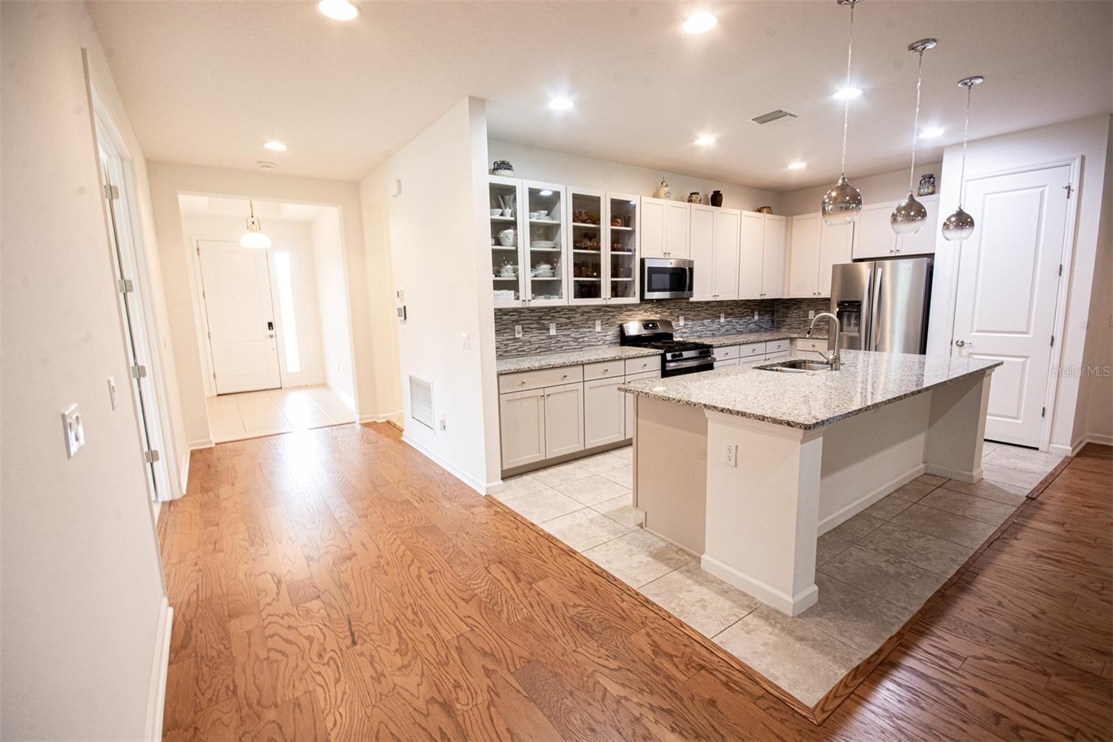 215 Avenham, Deland, FL 32724