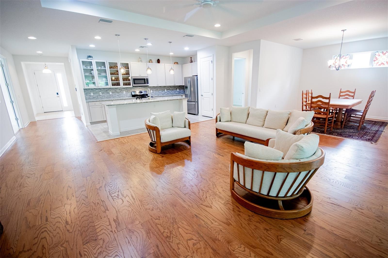 215 Avenham, Deland, FL 32724