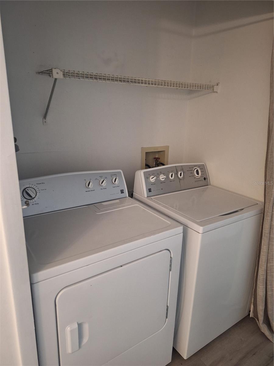 11910 Skylake Unit E, Temple Terrace, FL 33617