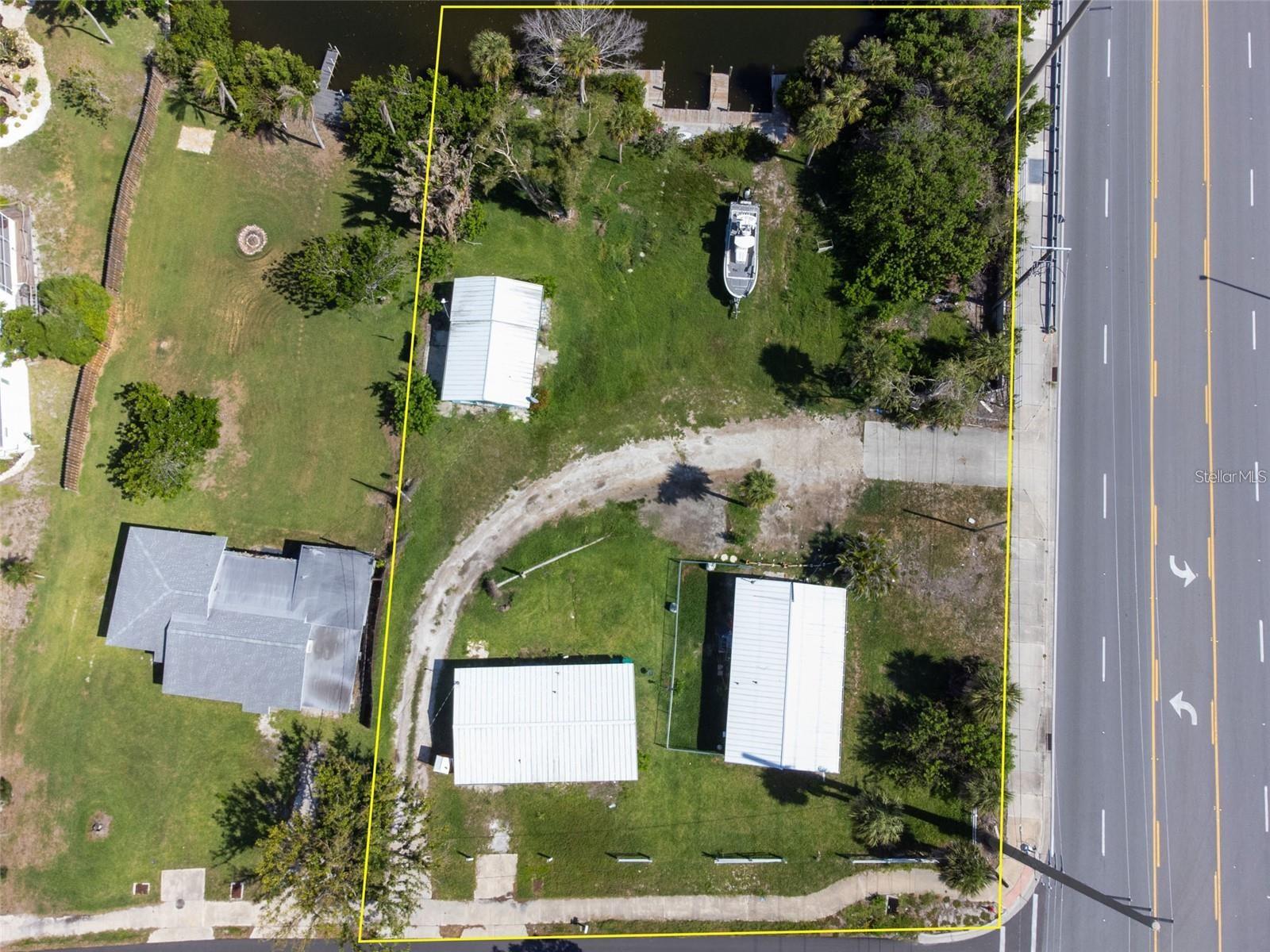 1695 Manor, Englewood, FL 34223