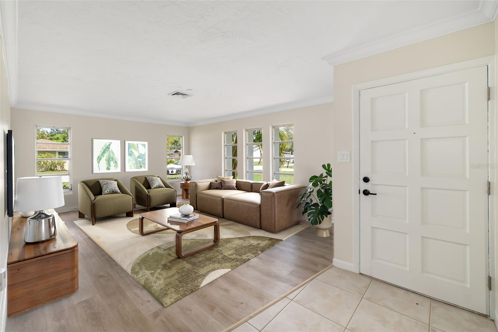 1097 Willis, Sarasota, FL 34232