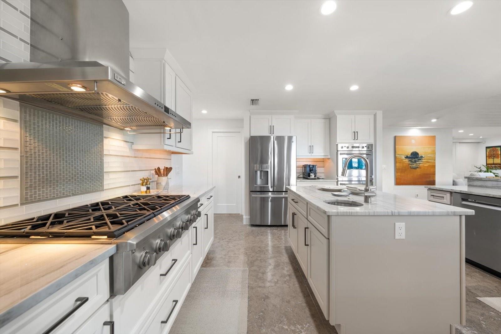 109 Driftwood, Largo, FL 33770