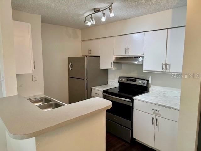 2521 Grassy Point Unit 101, Lake Mary, FL 32746