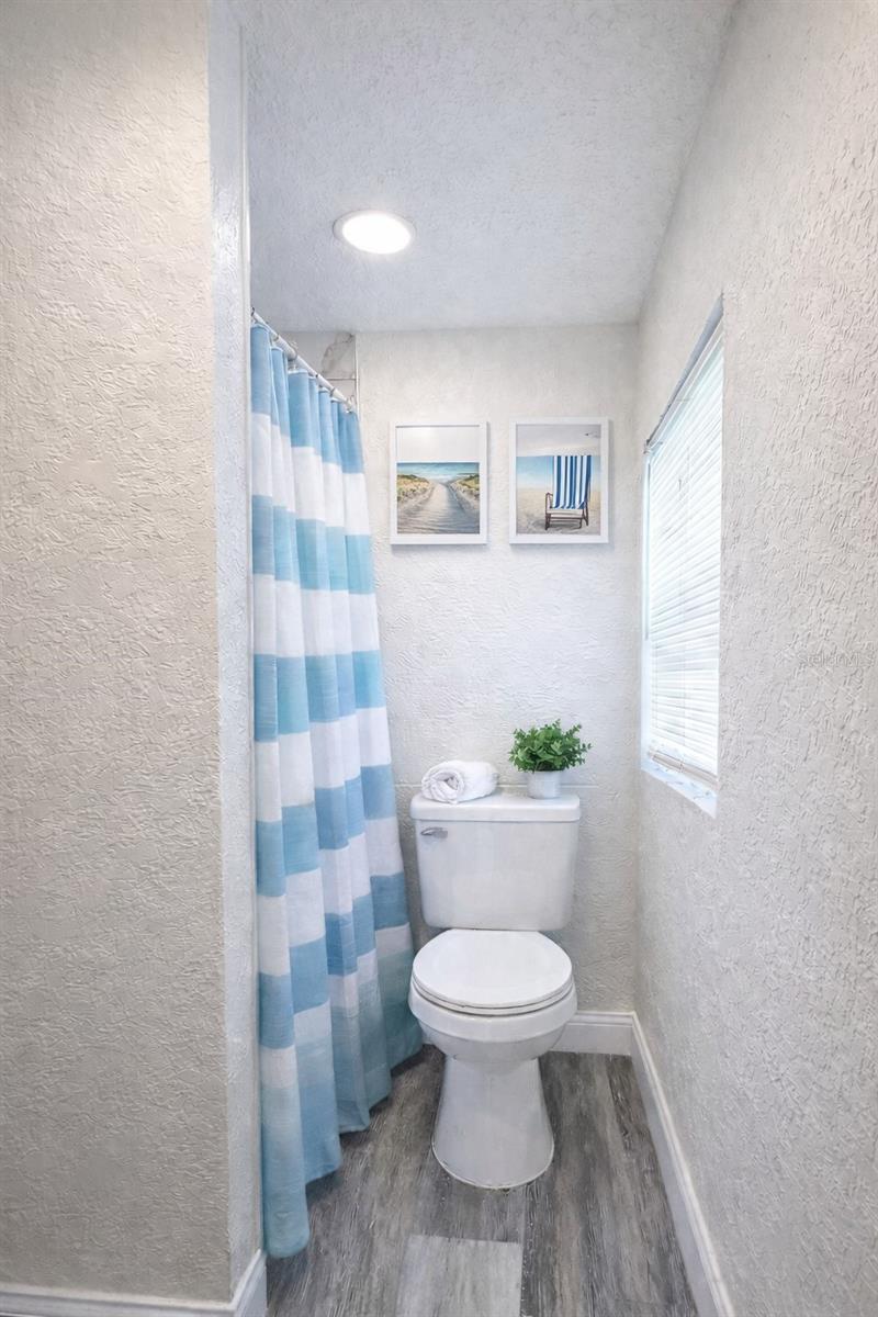 713 Thomas, Cocoa, FL 32922