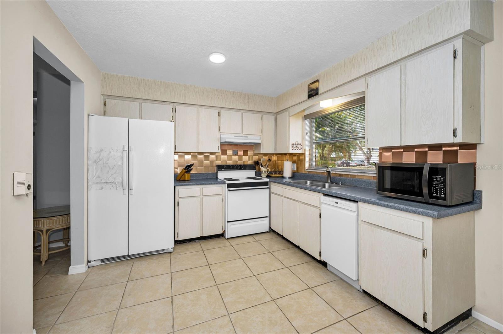 852 Oxford, Dunedin, FL 34698