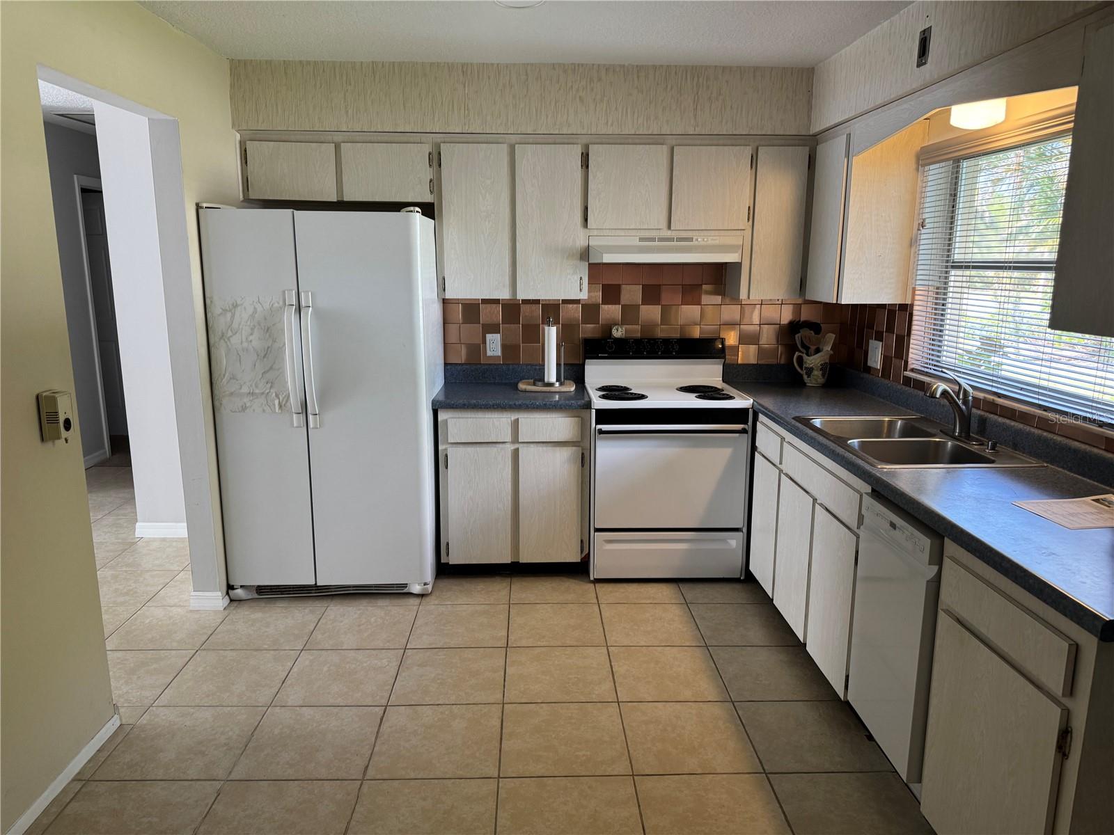 852 Oxford, Dunedin, FL 34698