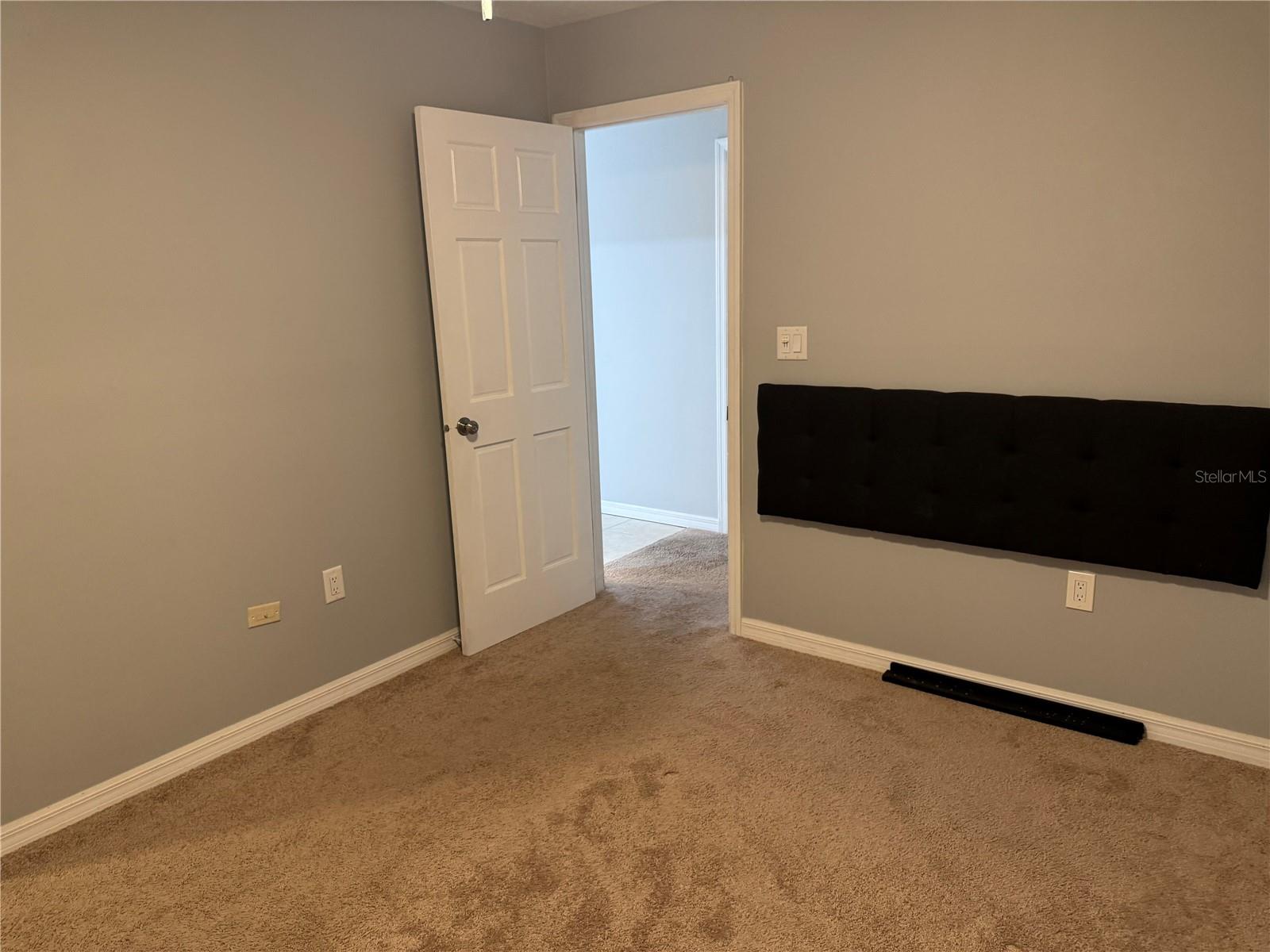 852 Oxford, Dunedin, FL 34698