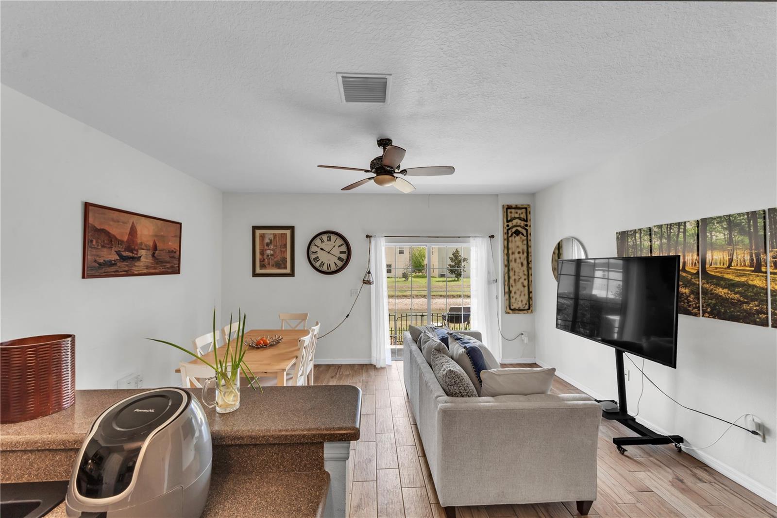 1939 Greenwood Valley, Plant City, FL 33563