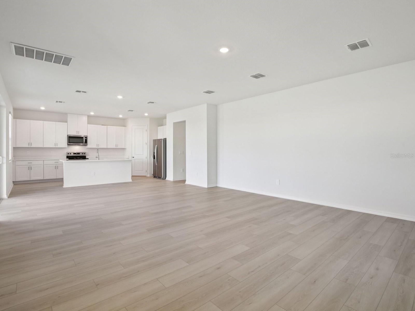 9017 Venetia, Palmetto, FL 34221