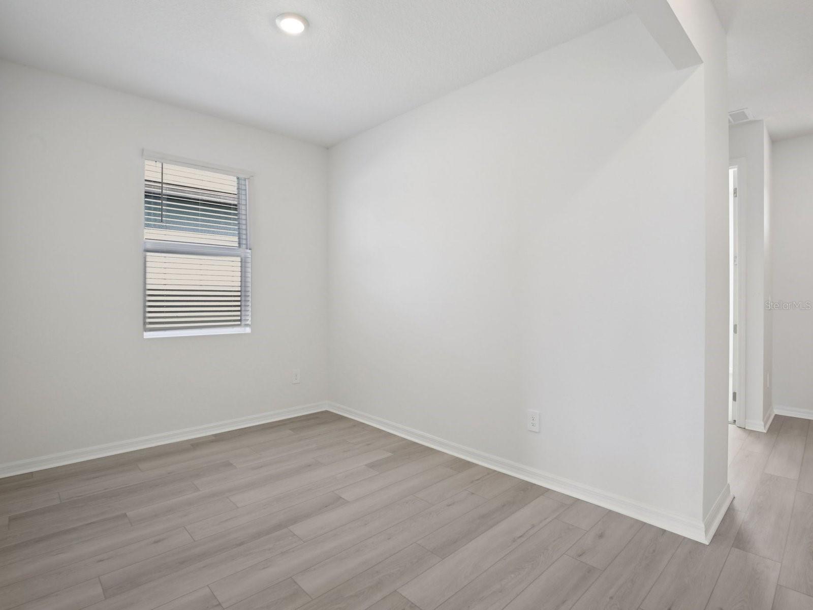 9017 Venetia, Palmetto, FL 34221