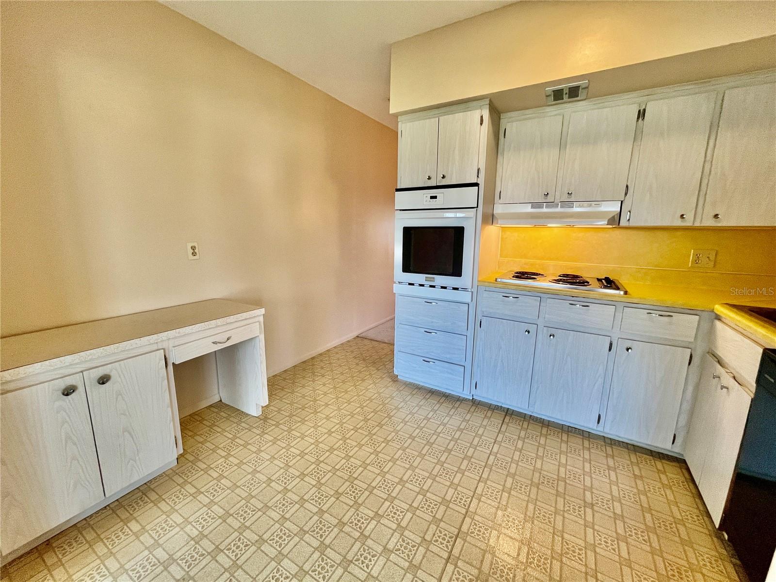 2041 Australia Unit 49, Clearwater, FL 33763