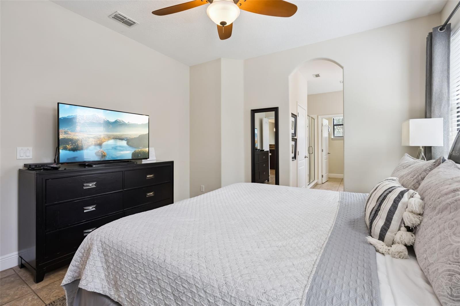 8147 Roseville, Davenport, FL 33896