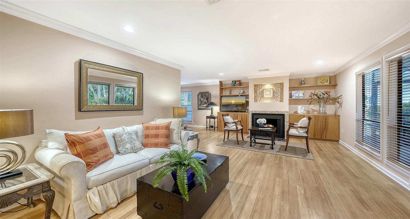 5345 Siesta, Sarasota, FL 34242
