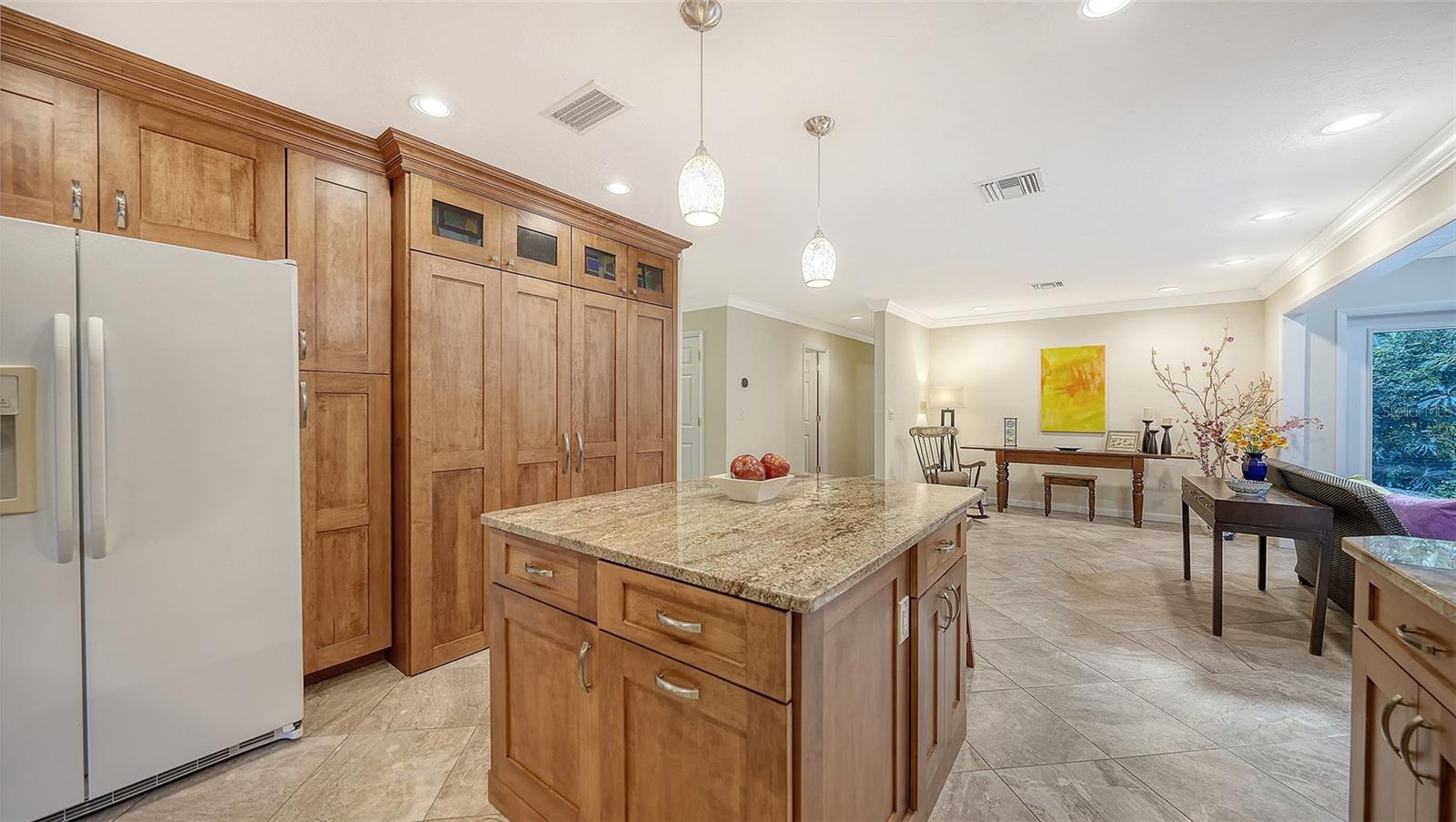 5345 Siesta, Sarasota, FL 34242