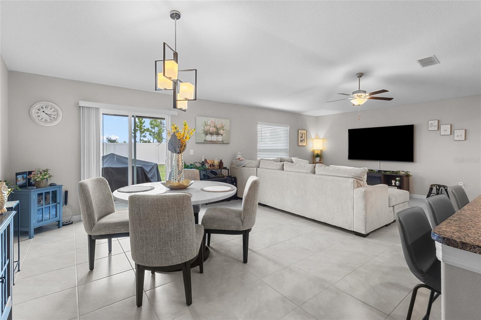 5426 Blue Azure, Wimauma, FL 33598