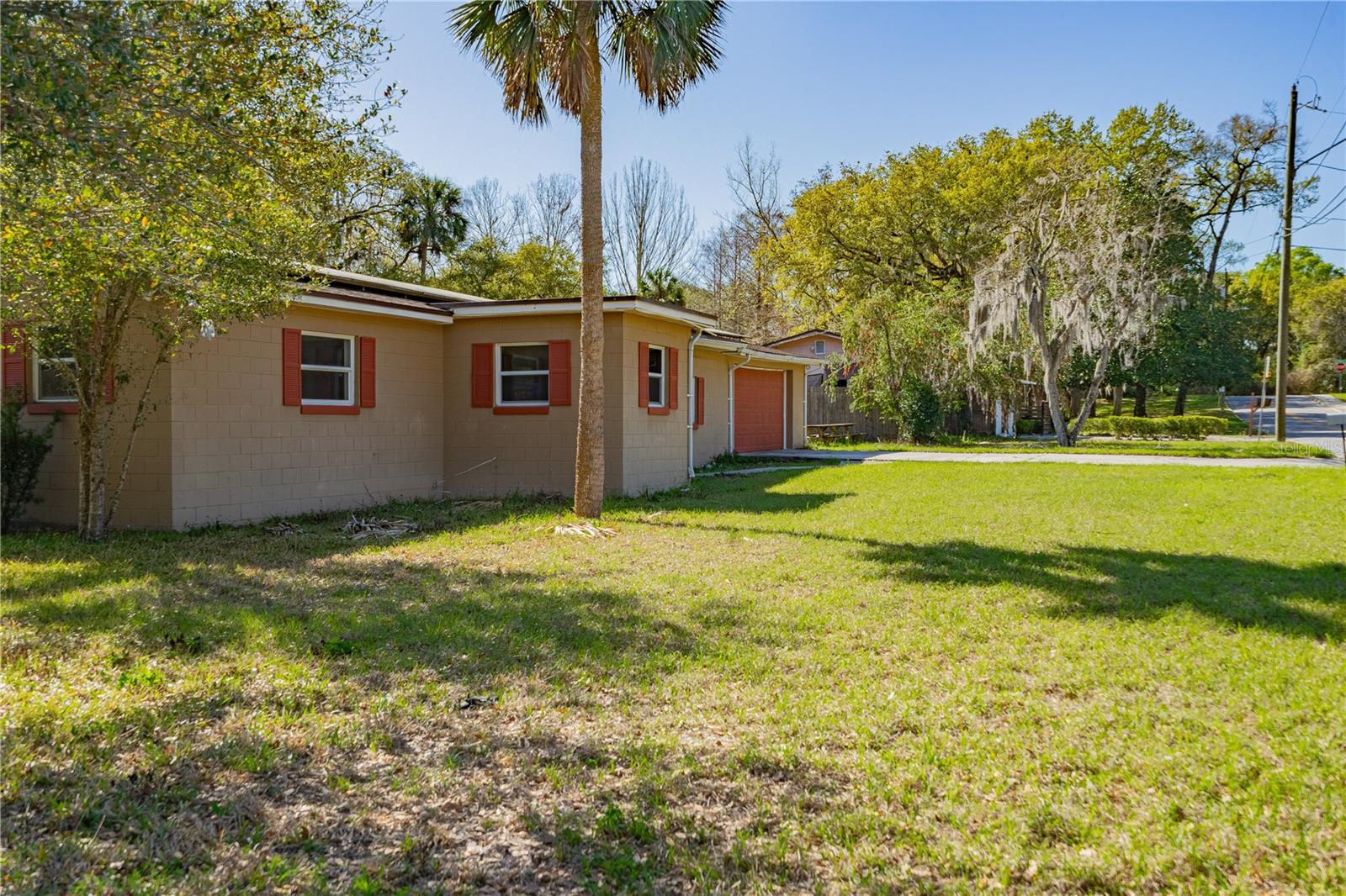 805 Stone, Deland, FL 32720