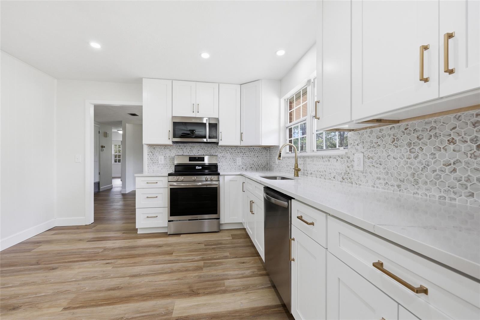 129 Benz, Lake City, FL 32024