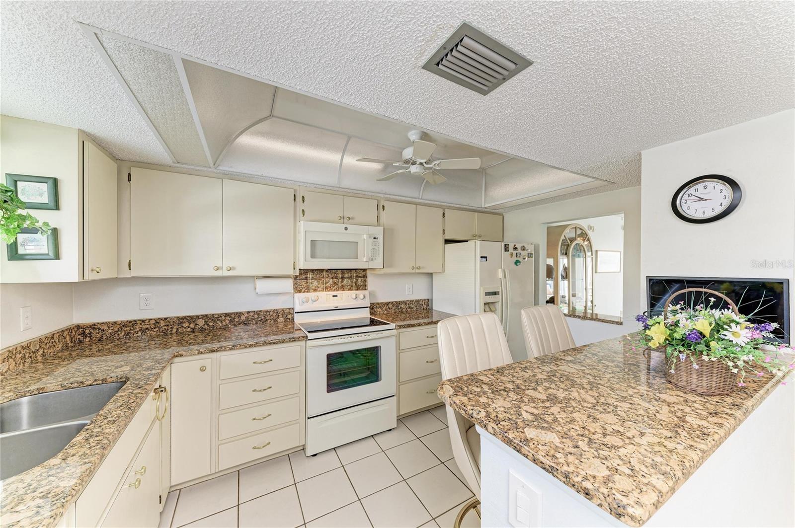 3983 Maceachen Unit 424, Sarasota, FL 34233