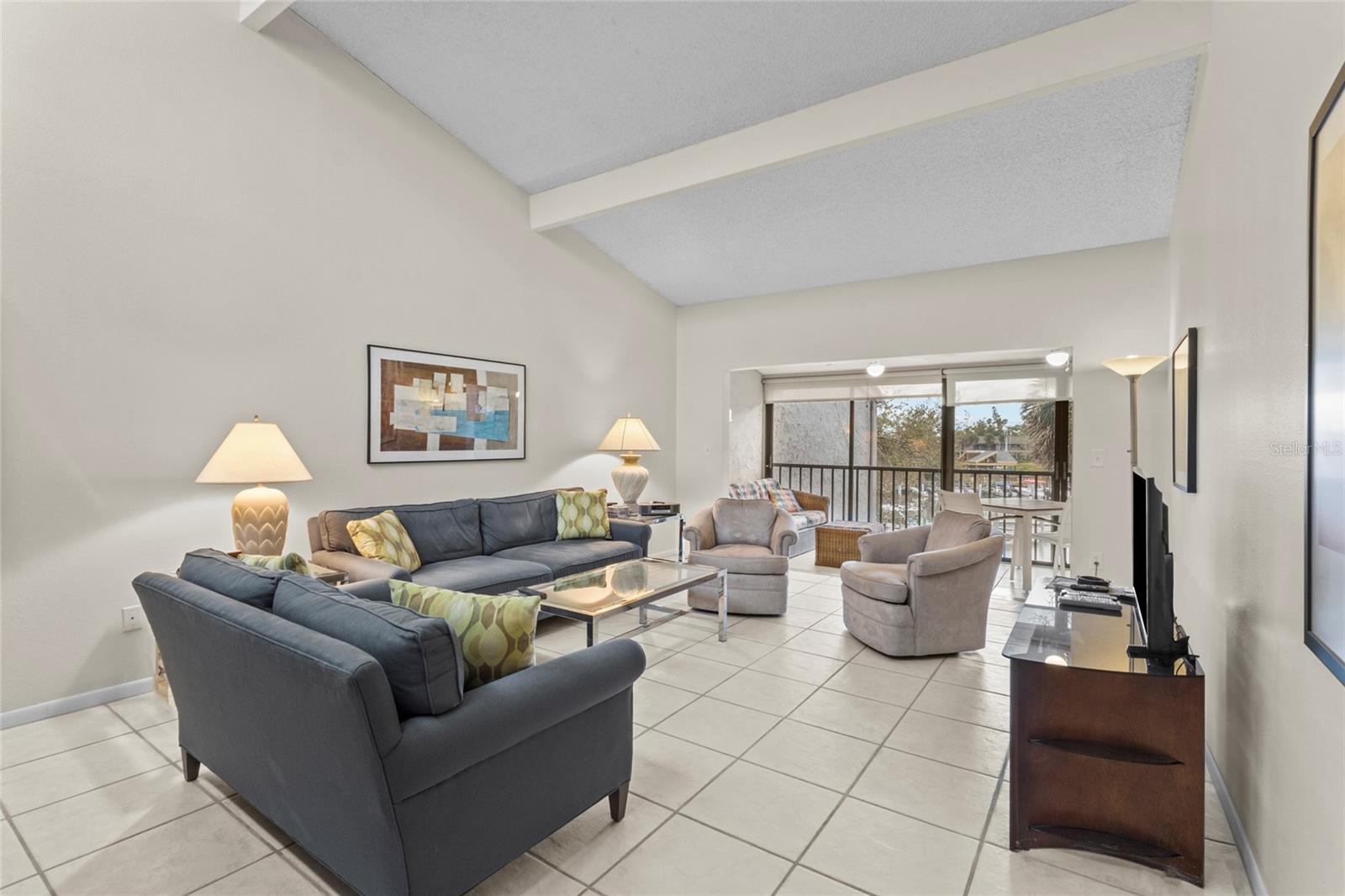 1633 Boathouse Unit 232, Sarasota, FL 34231