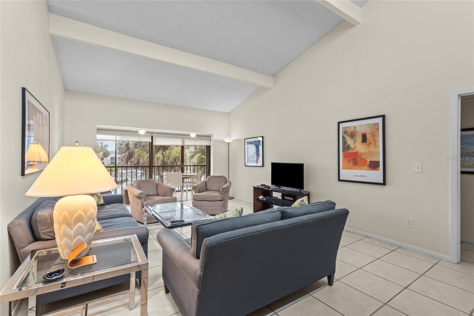 1633 Boathouse Unit 232, Sarasota, FL 34231