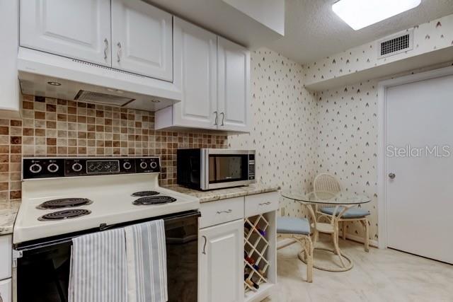 5155 Isla Key Unit 301, St Petersburg, FL 33715