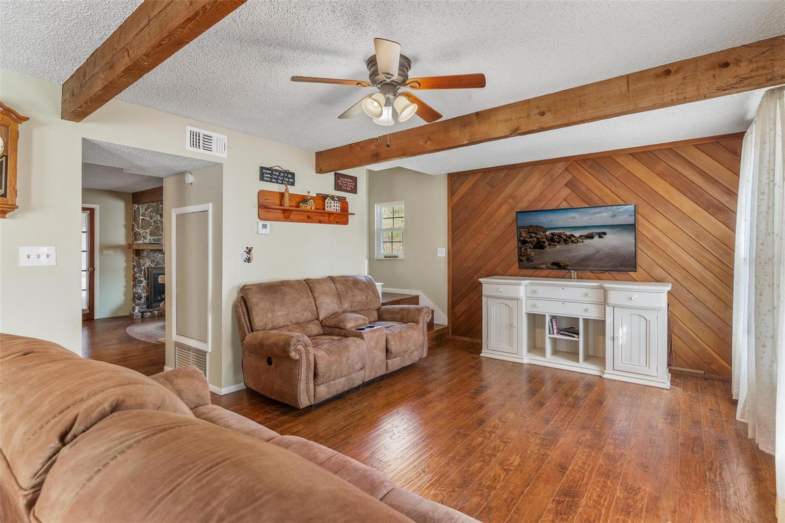 2917 Lake Griffin, Lady Lake, FL 32159