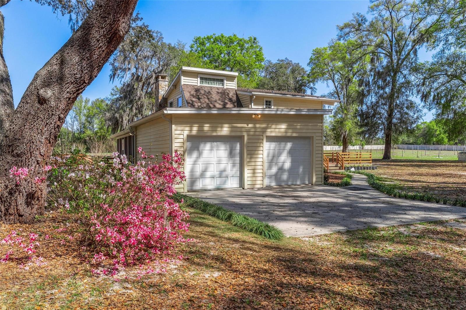 2917 Lake Griffin, Lady Lake, FL 32159